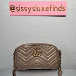 Gucci GG Marmont Small Matelassé Shoulder Bag