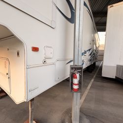 Weekend Warrior SLC 3905 40 ft 5th wheel toy hauler