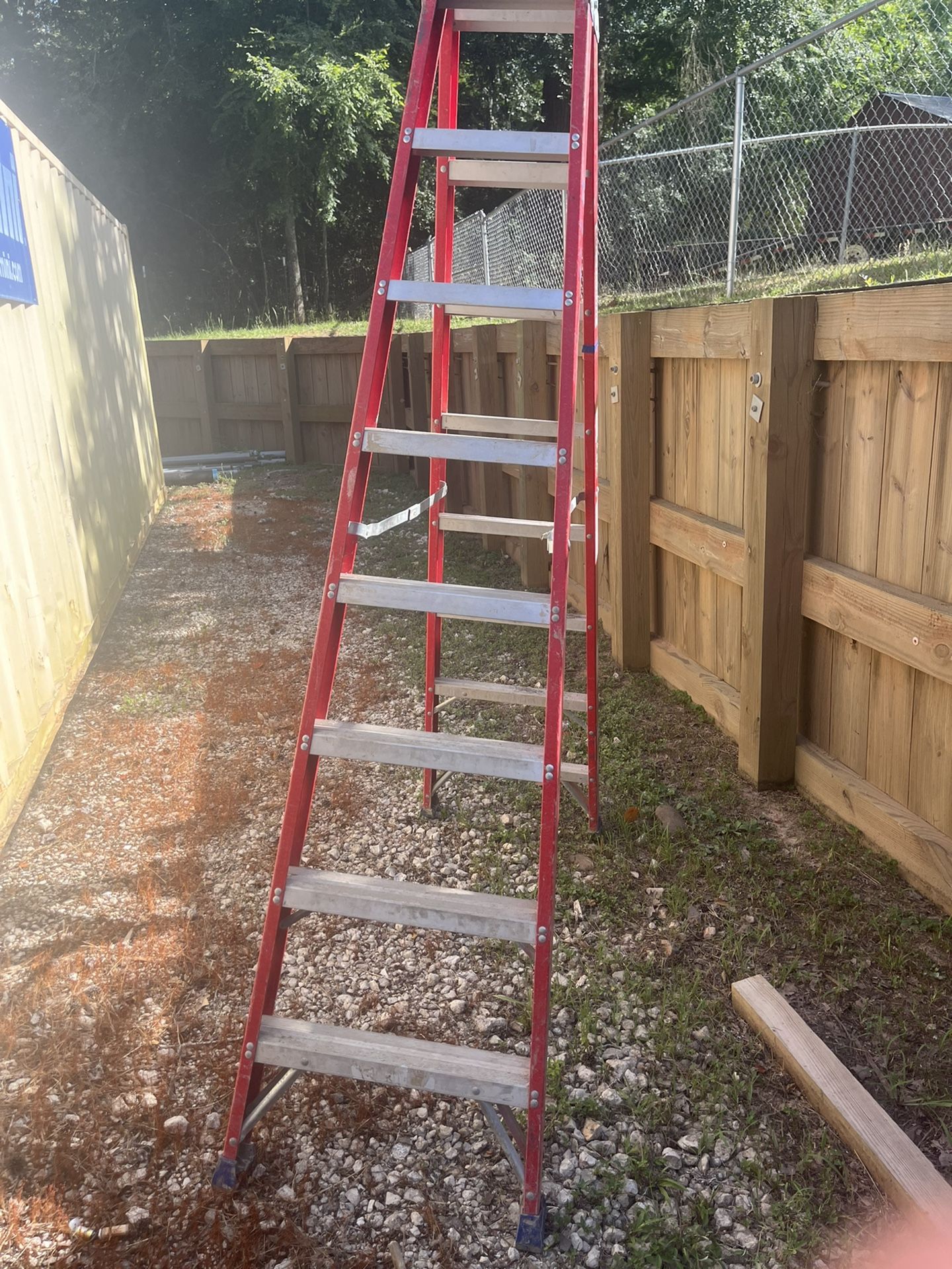 8’ Ladder