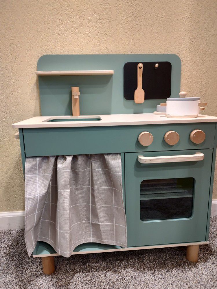 Cute, Modern Toddler Kitchen 