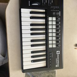 Novation - Launch key 25