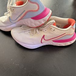 Nike Renew Running Shoes Women 7.5