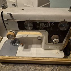 Older Sewing Machine (Pending Sunday)