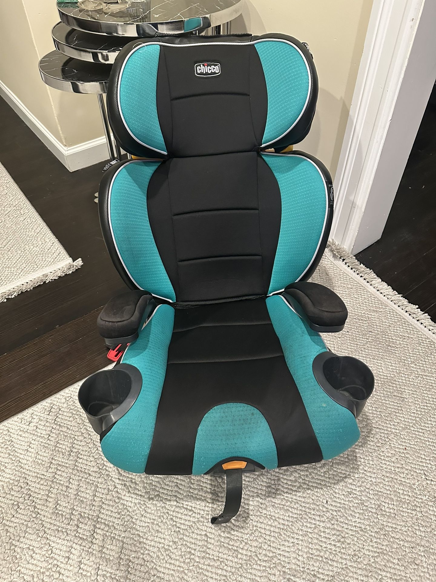 Chicco KidFit Booster Car Seat