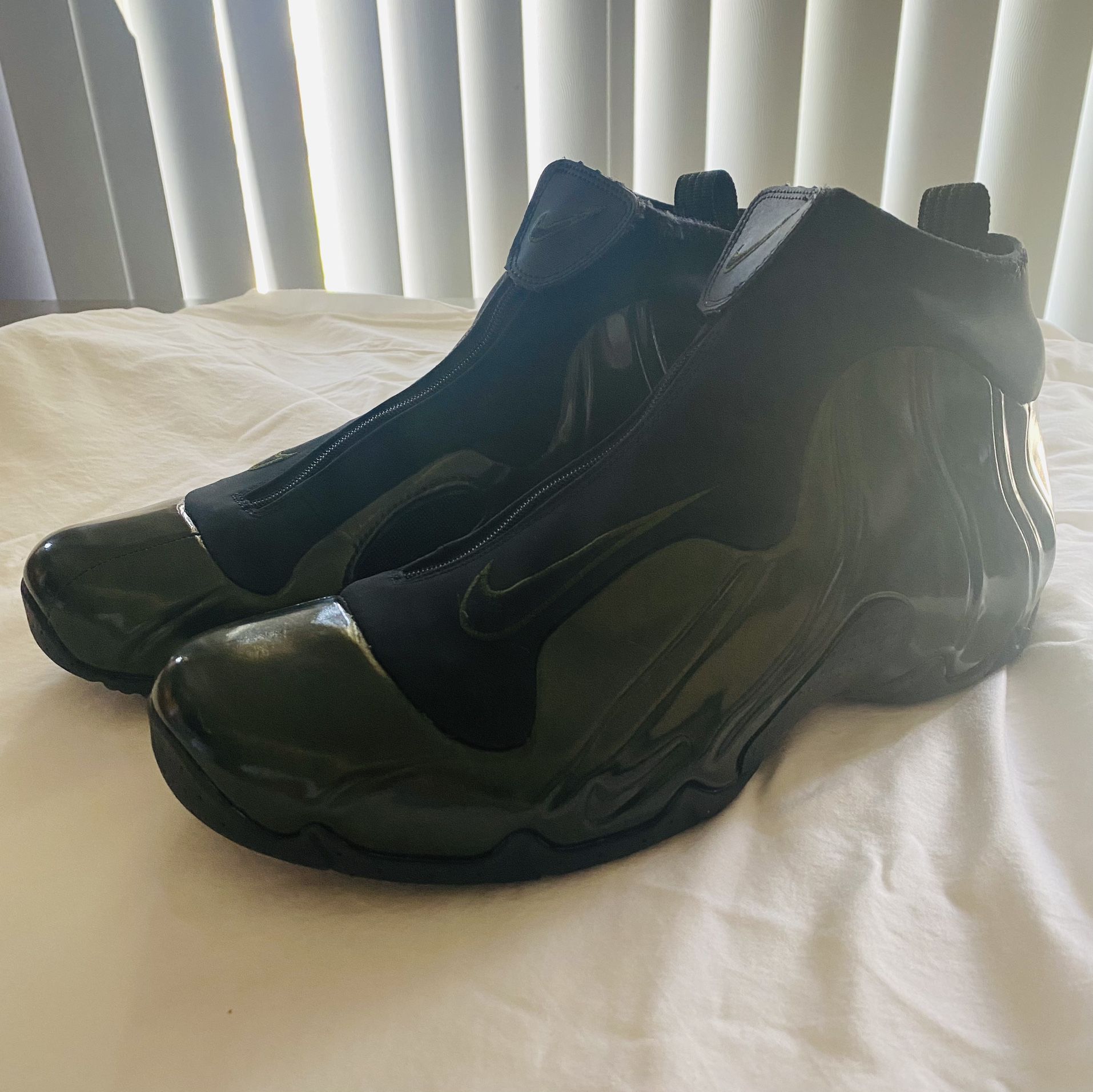 Nike Air max 720 for Sale in Queens, NY - OfferUp
