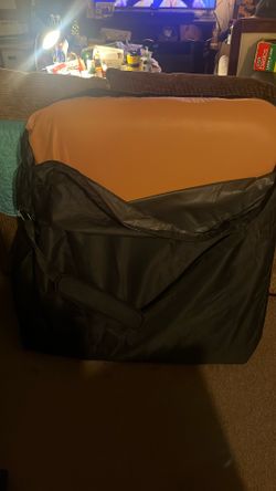 Mobile Folded Massage Table To Go