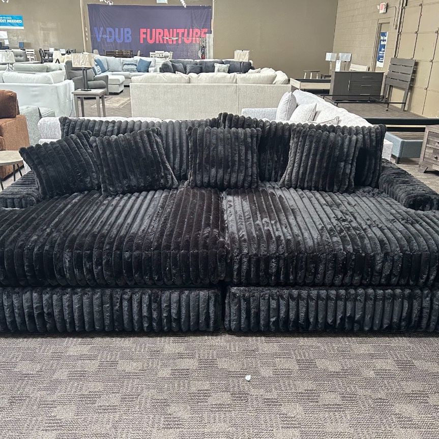 Big Soft Black Sectional Couch