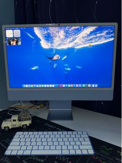 Apple desktop computer