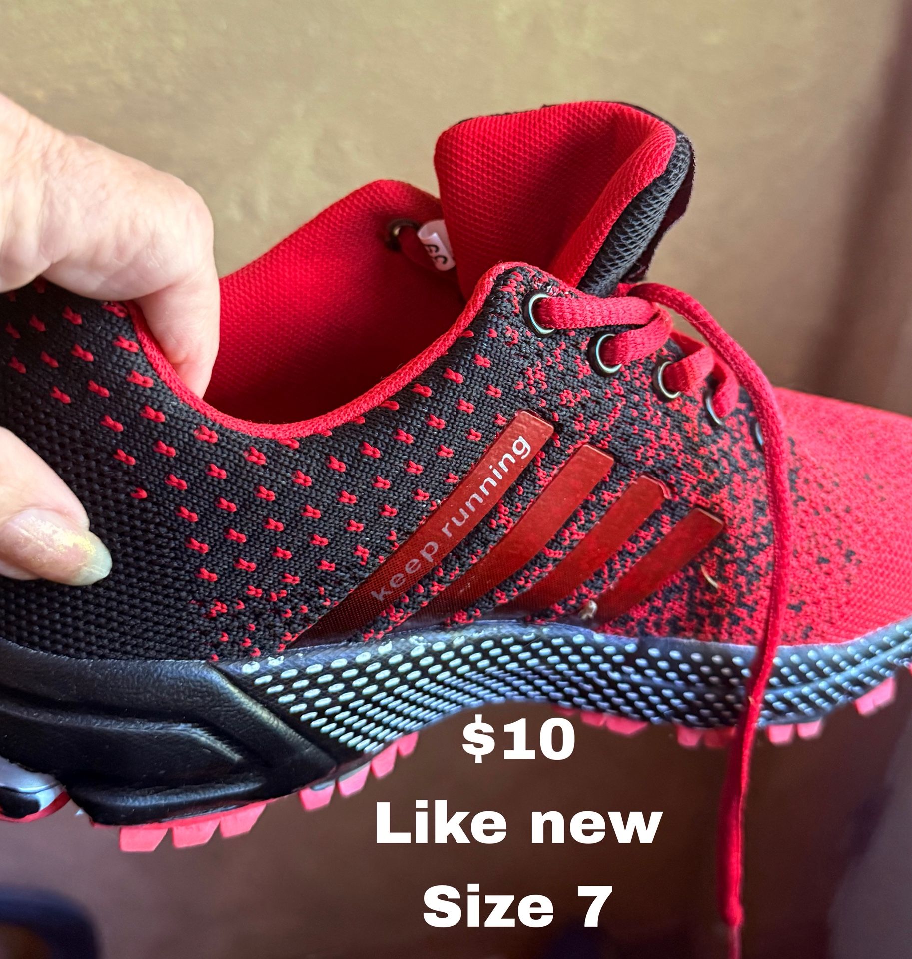 Shoe