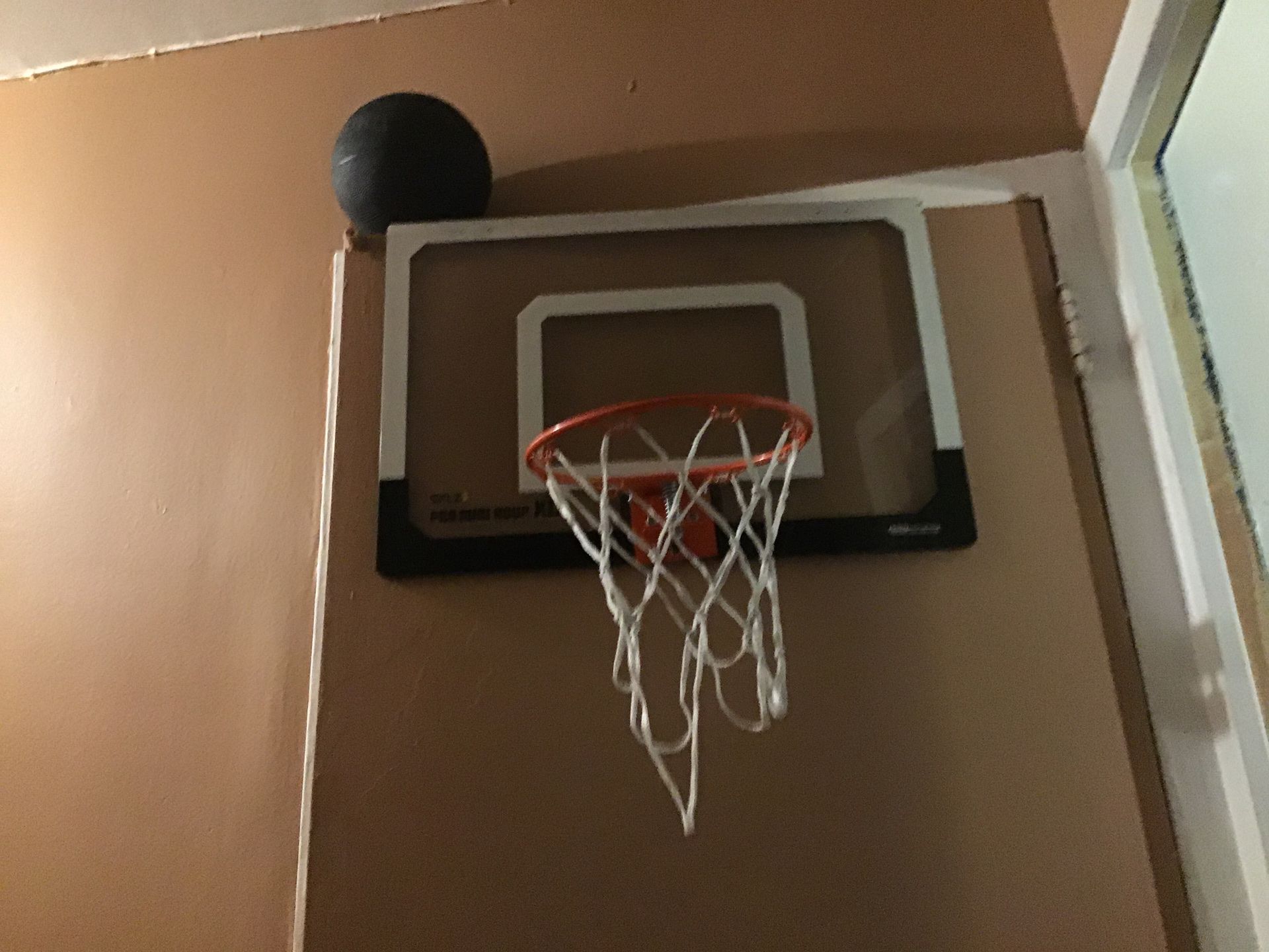 Basketball hoop comes with basketball price$30