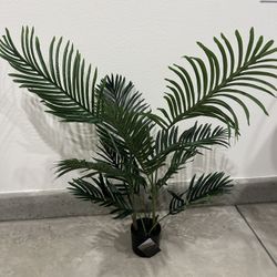 New Artificial Palm Plant