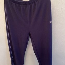 Reebok Yogot pants for men Size L