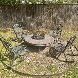 5-piece Outdoor Fire Pit & Chairs