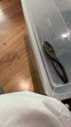 Pliers