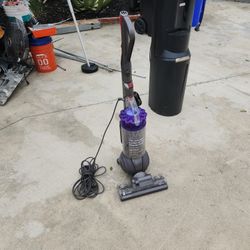 Dyson DC41 Vacuum Cleaner 