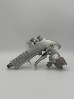 DEVILBISS JGA-510 CONVENTIONAL PAINT SPRAY GUN USED