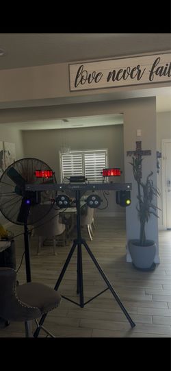 Chauvet DJ GigBAR System