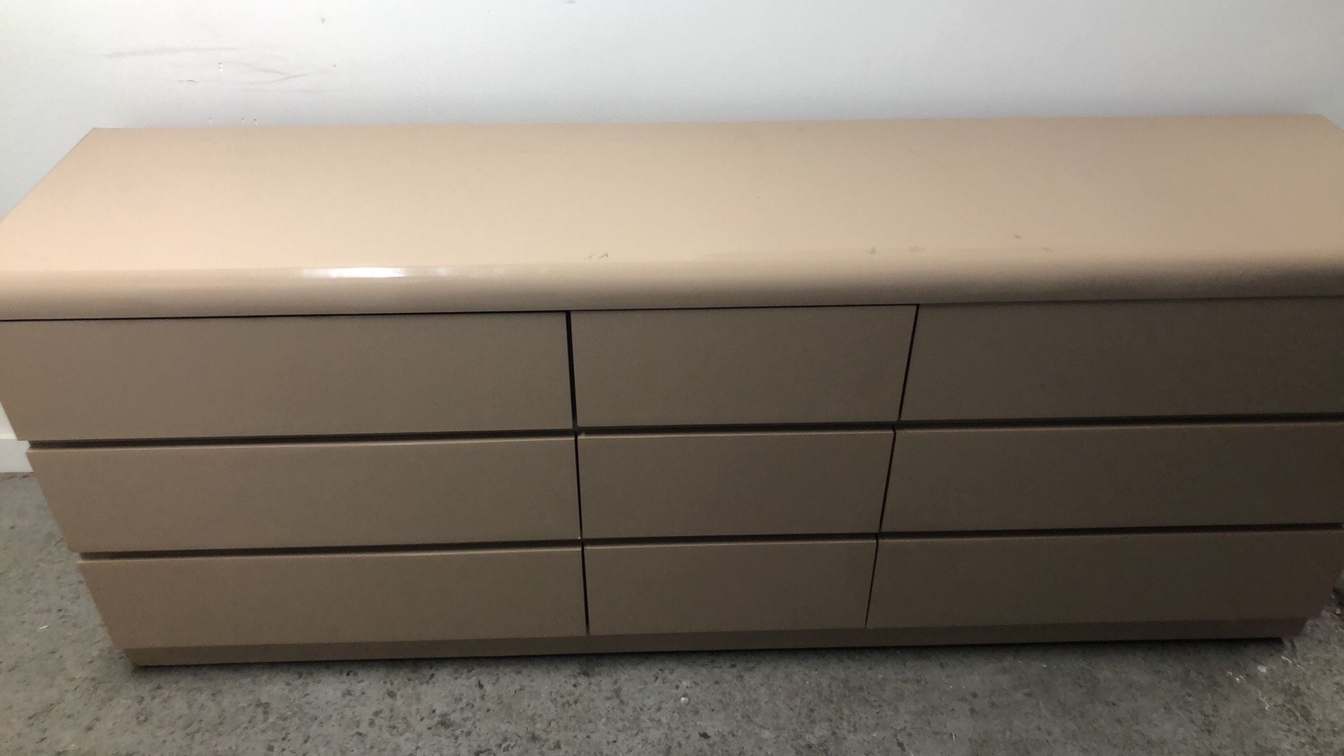 4 Pieces Bedroom Set Heavy And Good Condition