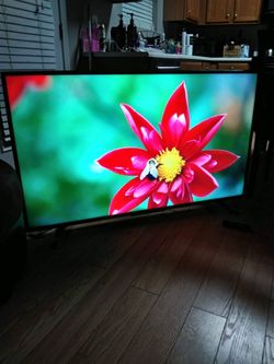 -Read Info- 50 In. Samsung 4k Smart TV W/Remote