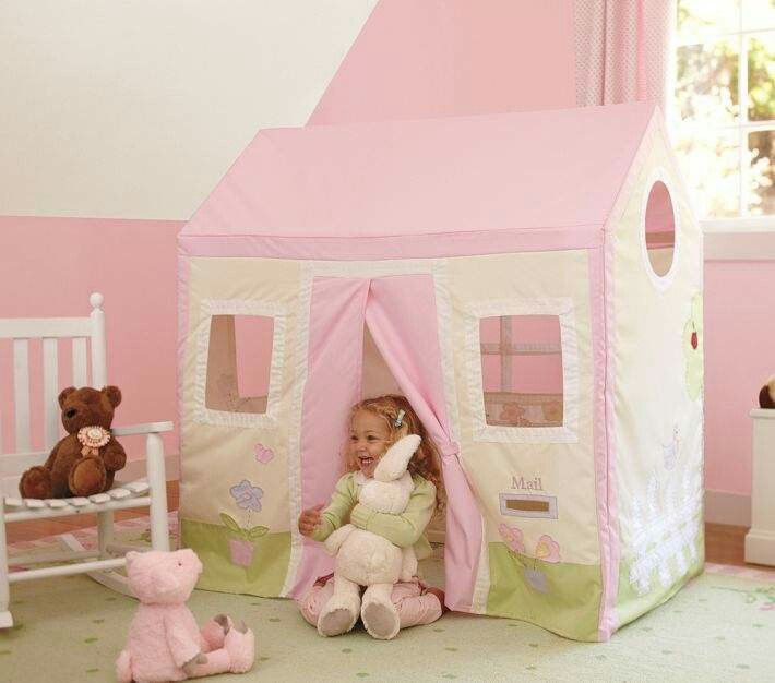 Pottery barn kids play house in Almost brand new condition.