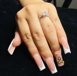 14k White Gold Ring
