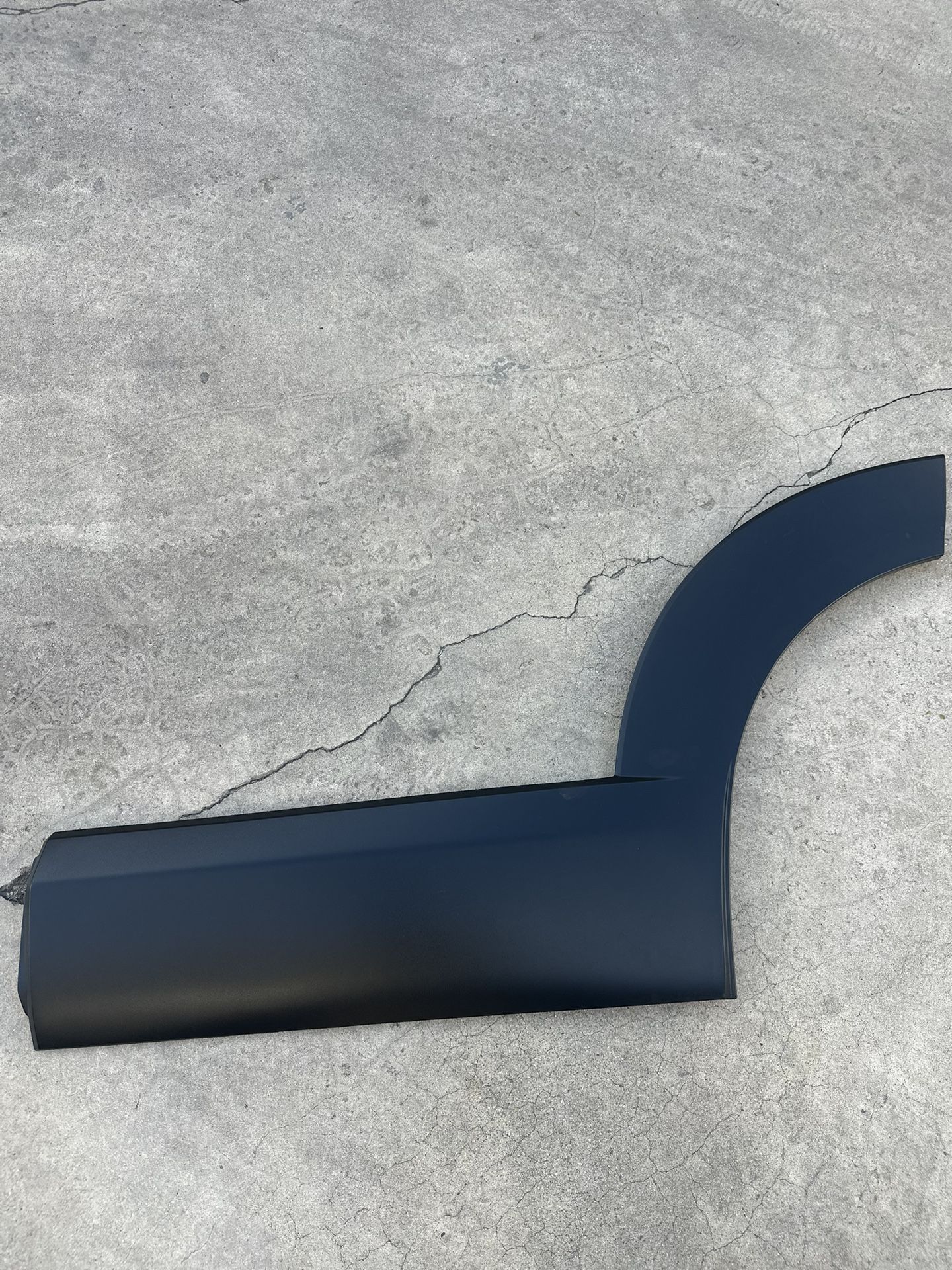2020-2025 MAZDA CX-30 DM REAR LEFT SIDE DOOR LOWER WHEEL ARCH FLARE MOLDING OEM DCH9-51RD1