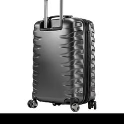Ricardo Beverly Hills Half Dome Luggage Grey Size 26 in RETAIL $265