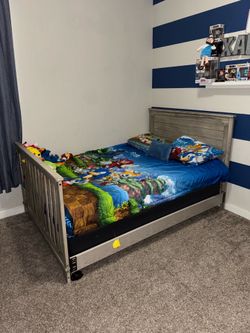Full size bed