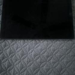 Ipad Pro (12.9-inch) (2nd Generation)