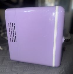 Purple Mini Fridge (Polar Bear) for Sale in Escondido, CA - OfferUp