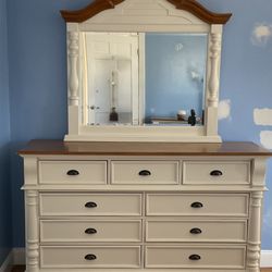 NEED SOLD ASAP For Sale: Beautiful Solid Wood 4 - Piece Bedroom Set - bed size (Queen)