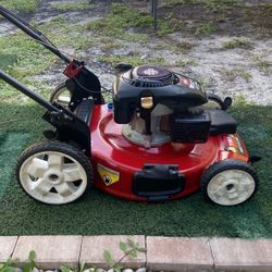 Lawn Mover Self Propelled  22” Toro Recycler