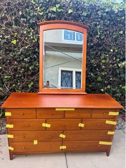 Thomasville Dresser Drawer with Mirror