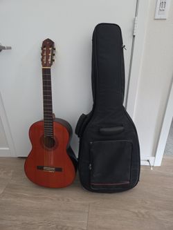 Yamaha Classical Acoustic Guitar with Gig Bag