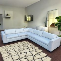 Beautiful Sectional Couch 