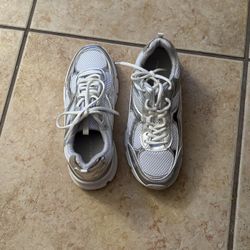 Madden Girl Size 8/30 Almost New Used Once