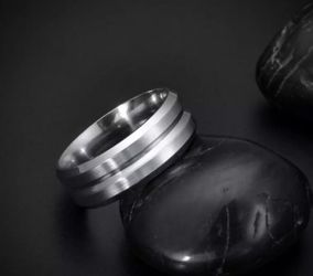 Men’s ring size 6