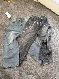 Baggy designer jeans