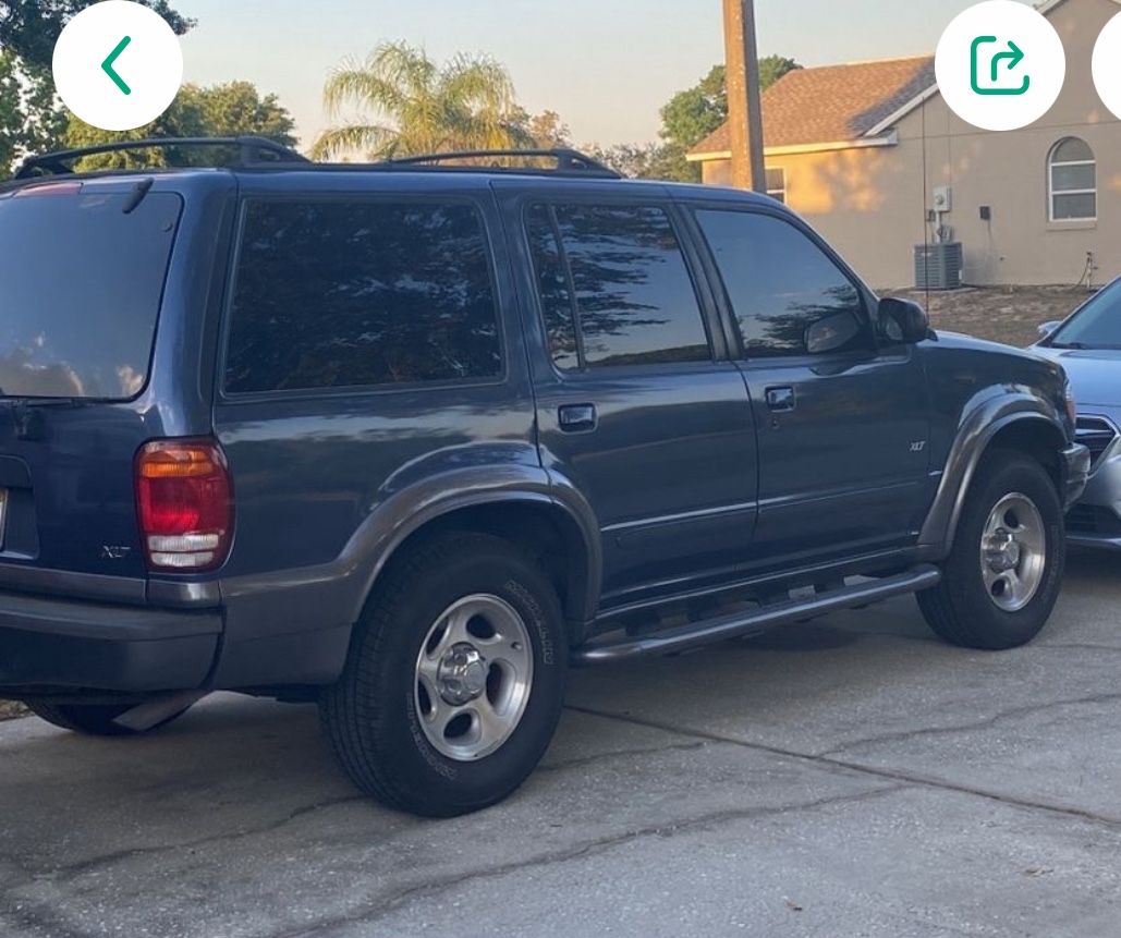 2001 Ford Explorer