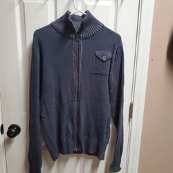 Mens Sweater Navy. Size Medium