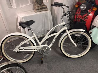 Girls/Womens Beach cruiser 