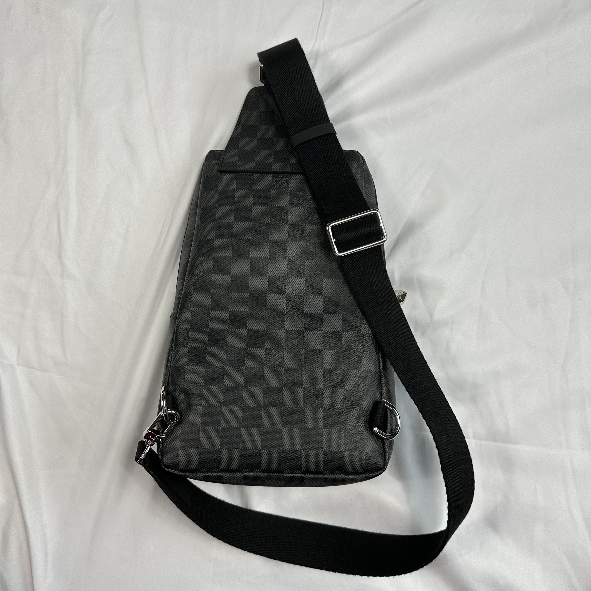 “Epicea” Louis Vuitton Avenue Sling Bag for Sale in Los Angeles, CA -  OfferUp