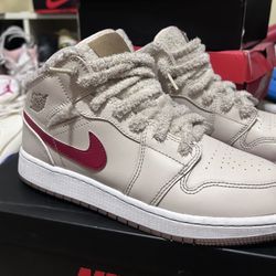 Jordan 1’s Size 7 