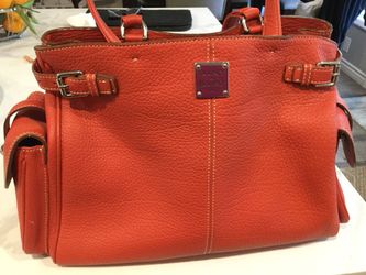Dooney bourke