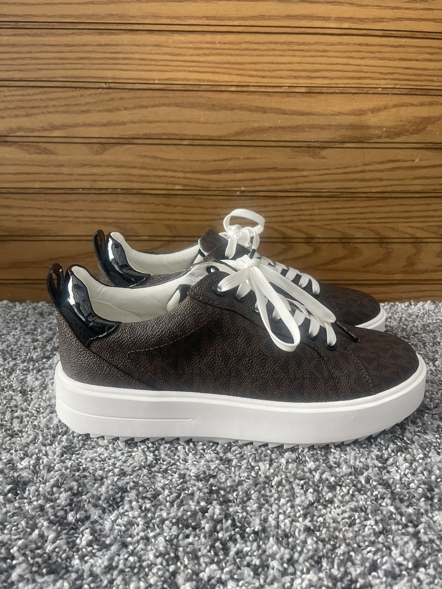 Women Shoes ,Size 7