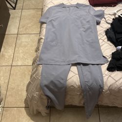 Jaanuu Scrub Set