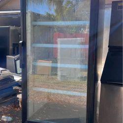 READY TODAY – Commercial Glass Door Refrigerator | 30 Cu Ft