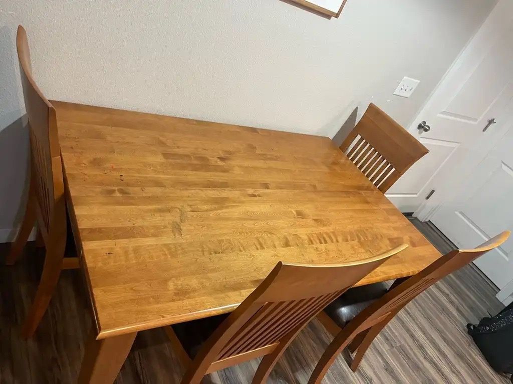 Beautiful Wood Dining Table With 4 Chairs