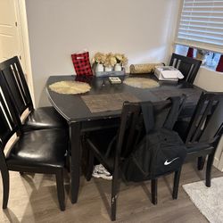 Couch And Kitchen Table 