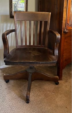 Wooden bankers chair with arms